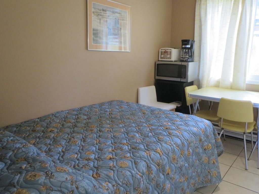 Round-Up Motel Κλίντον Εξωτερικό φωτογραφία